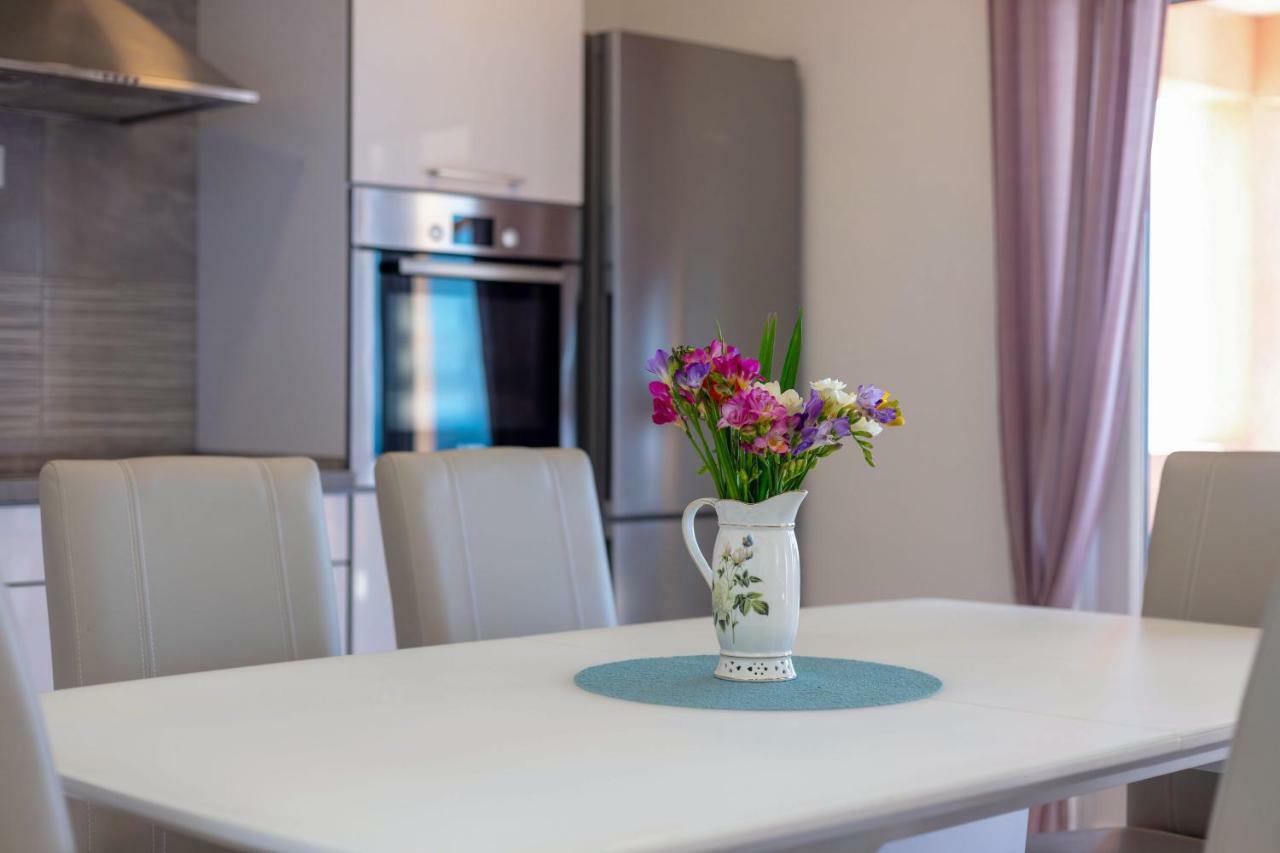 Luxury Apartment Nora Podstrana Dış mekan fotoğraf